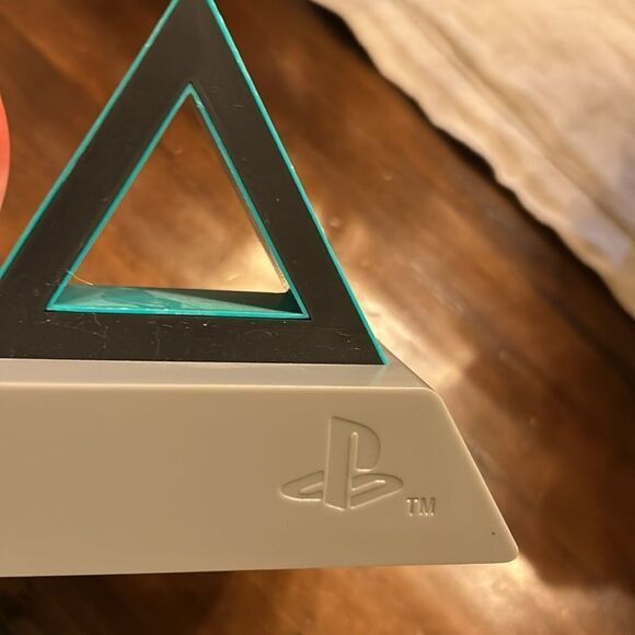 Playstation Icon lights up EUC - Picture 4 of 7